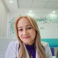 Retrato de la Dra. Maribel Freites Mata en el consultorio
